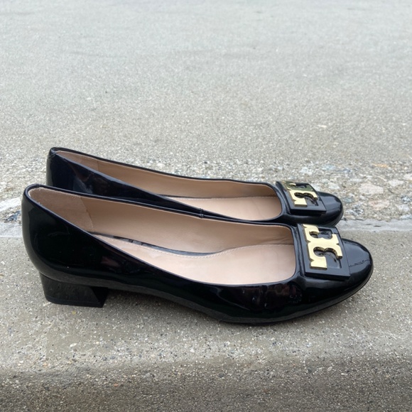 TORY BURCH GIGI FLATS BLACK PATENT LEATHER SHOES LOAFERS SZ 7 - Picture 8 of 16
